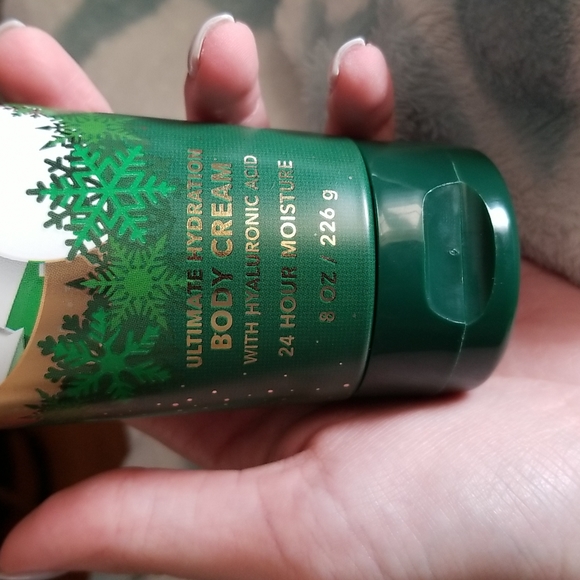 Vanilla Bean Noel Body Cream - Picture 3 of 7